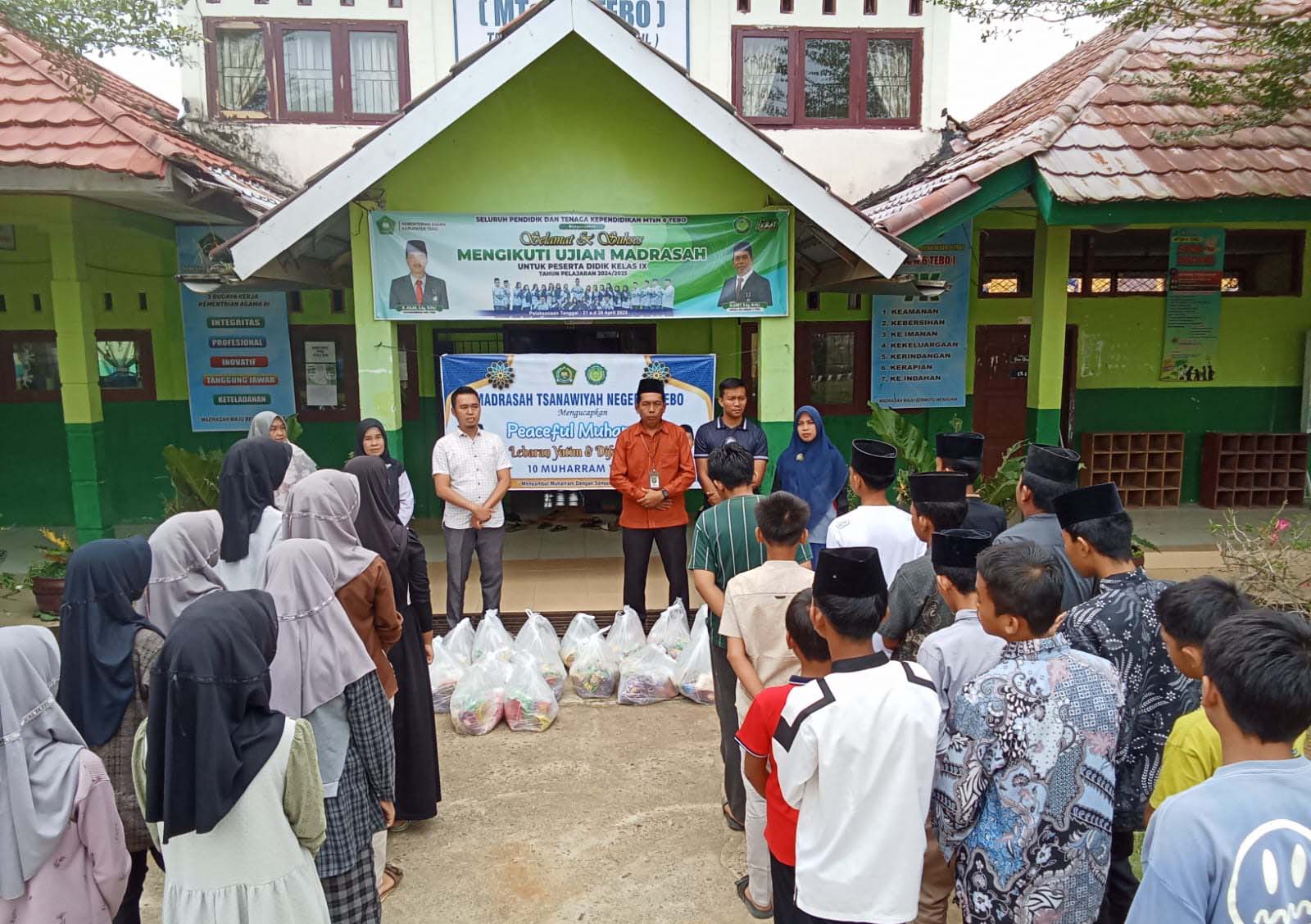 MTsN 6 Tebo Wujudkan Kepedulian, Sukseskan Gerakan Lebaran Yatim Kemenag