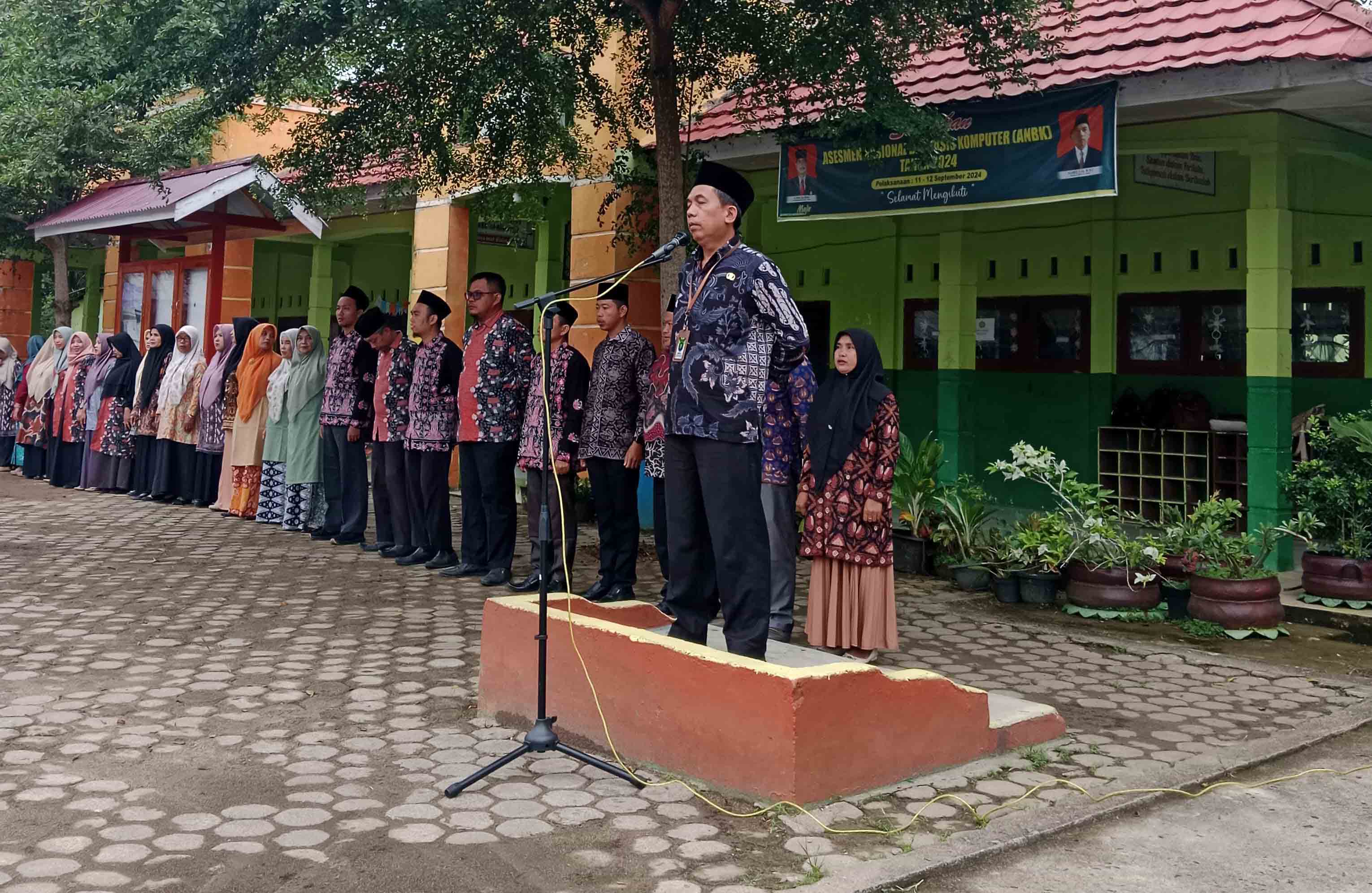 Hari Pertama Masuk Sekolah di MTsN 6 Tebo: Momen Refleksi dan Penyegaran Semangat Belajar Hari Pertama Masuk Sekolah di MTsN 6 Tebo: Momen Refleksi dan Penyegaran Semangat Belajar