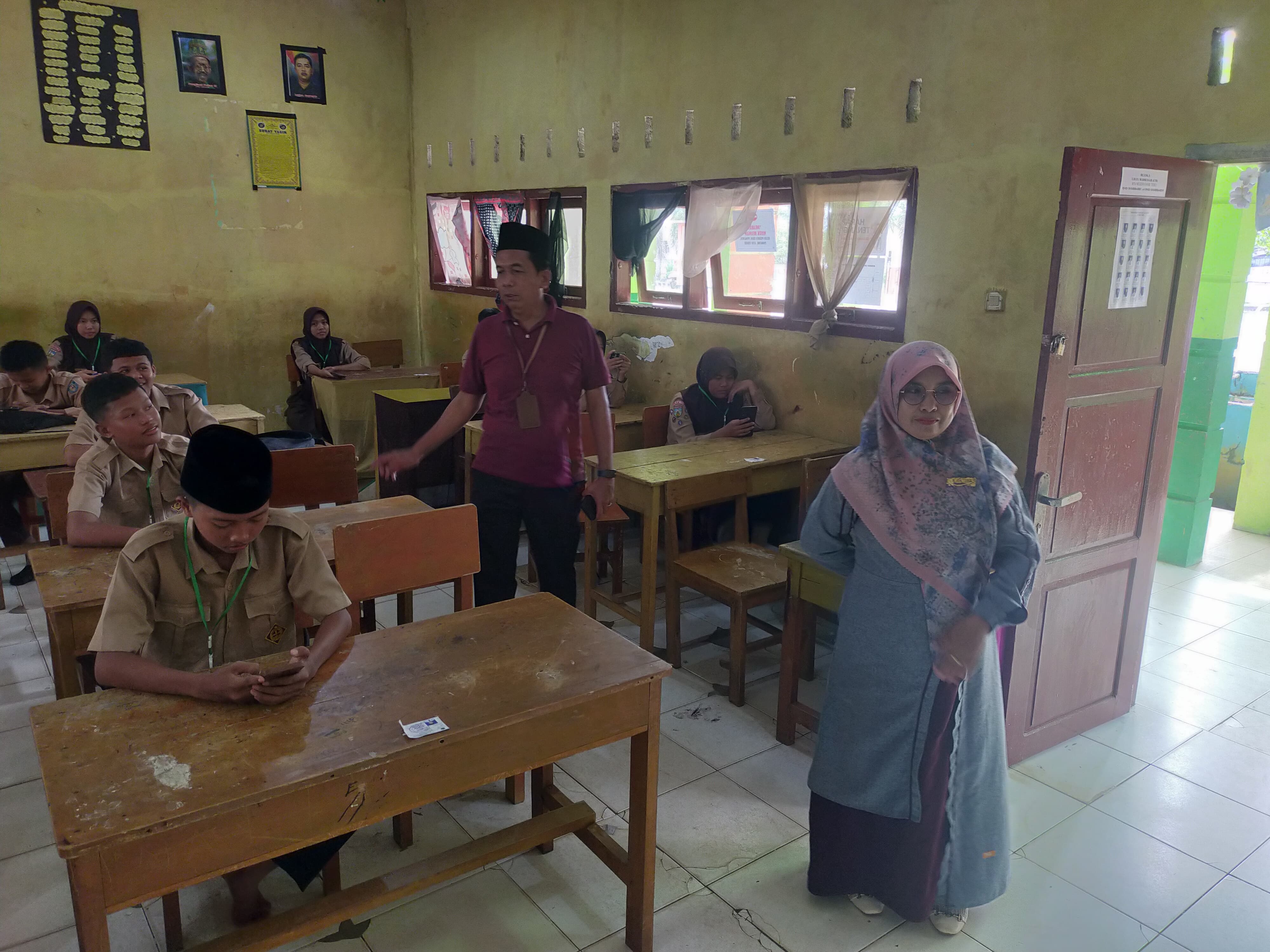 Tinjau Hari Terakhir Ujian, Kepala Madrasah: â€œTeknologi Mempermudah Evaluasiâ€