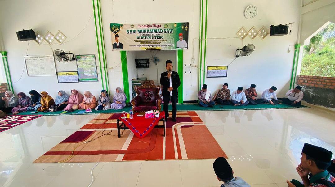 Begini Meriahnya Peringatan Maulid Nabi Muhammad SAW Tahun Ini di MTs Negeri 6 Tebo